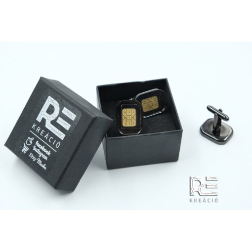 SIM mandzsetta díszdobozban