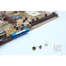 Acél bedugós fülbevaló alaplapból - sárga