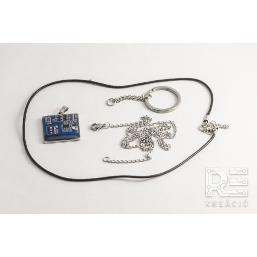 KIFUTÓ termék! Acél négyzet medál -fekete