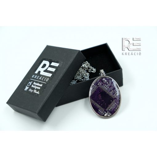 Acél ovális medál nyomtatott áramkörből - lila