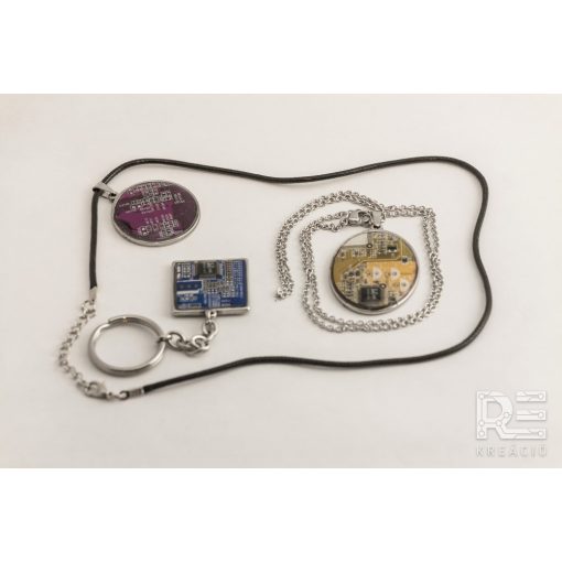 Acél ovális medál nyomtatott áramkörből - sárga