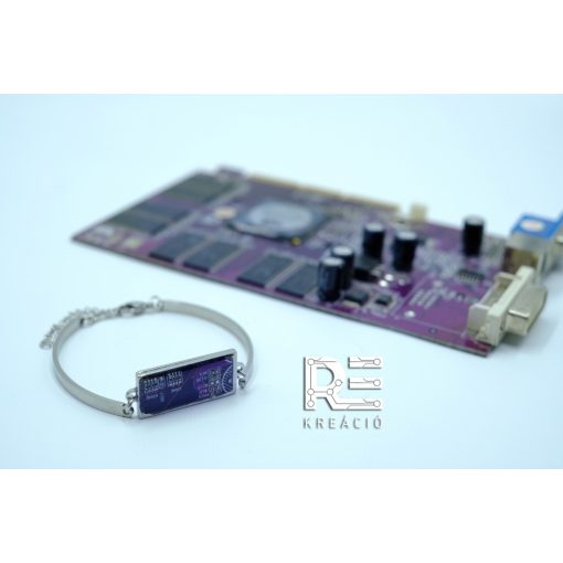 Acél téglalap karkötő- lila