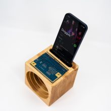 Hangfal hulladékokból- fából és nyomtatott áramkörből