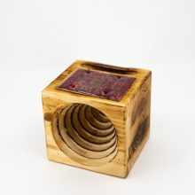 Hangfal hulladékokból- fából és nyomtatott áramkörből