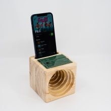 Hangfal hulladékokból- fából és nyomtatott áramkörből