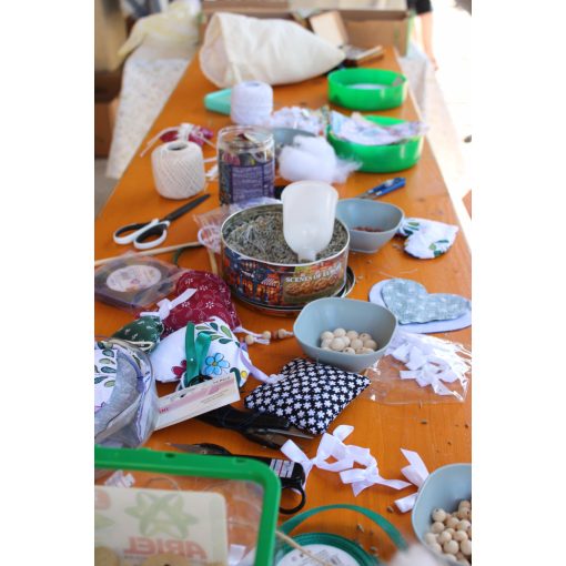 Gondos Varróműhely | Kreatív upcycling élmények cégeknek